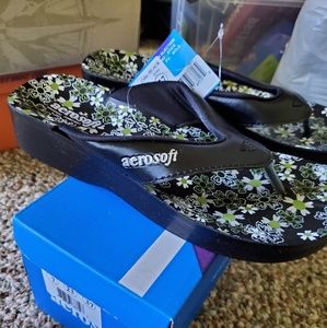 Aerosoft flipflops